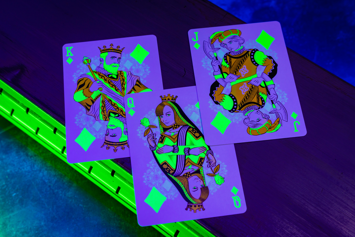 Bicycle Neon Rider Back Green-Glow Deck Playing Cards – Card 