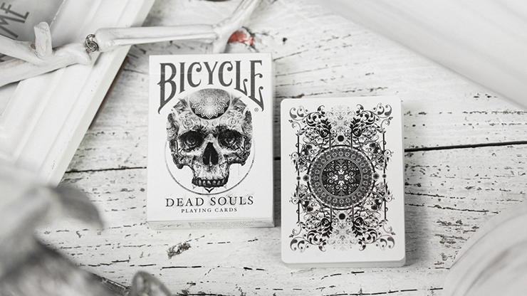 Bicycle discount skull cards