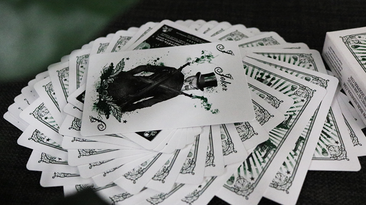 Bicycle Karnival Assassin (Green) Playing Cards – Card-Addiction.com