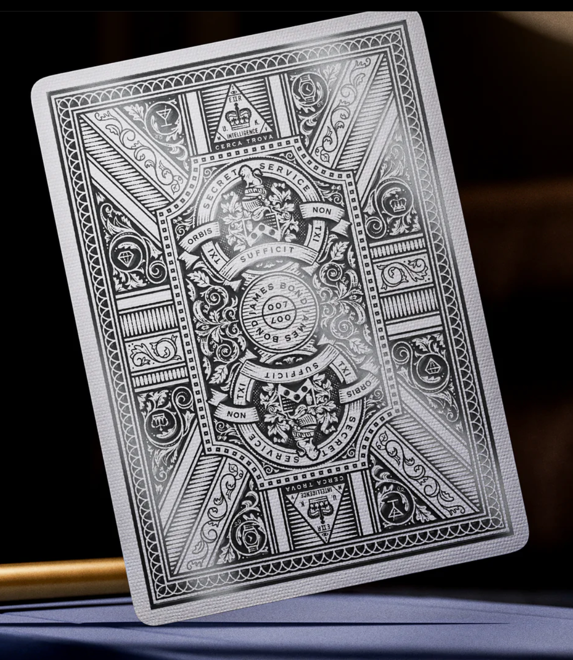James Bond Silver Foil Edition Double 007 Playing cards – Card