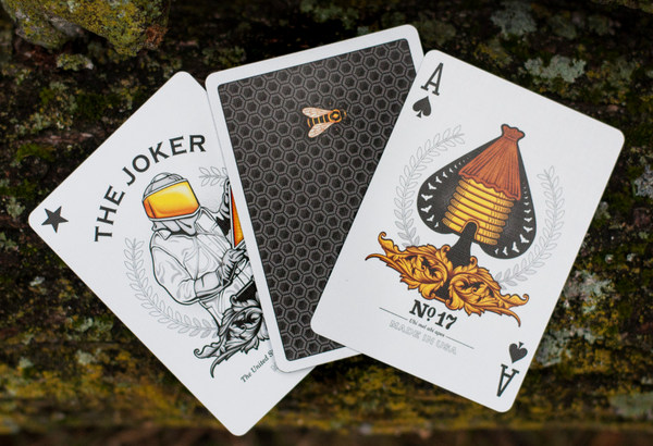 Honeybee Honeycomb Back No 17 Black V2 Playing Cards