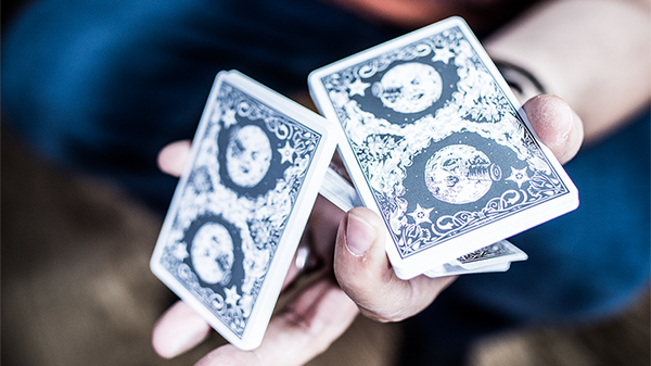 Les Méliès Conquest White Playing Cards