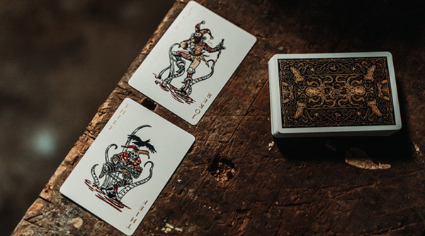 Luxury Seafarers: Commodore Edition Playing Cards Joker and the Thief Deck
